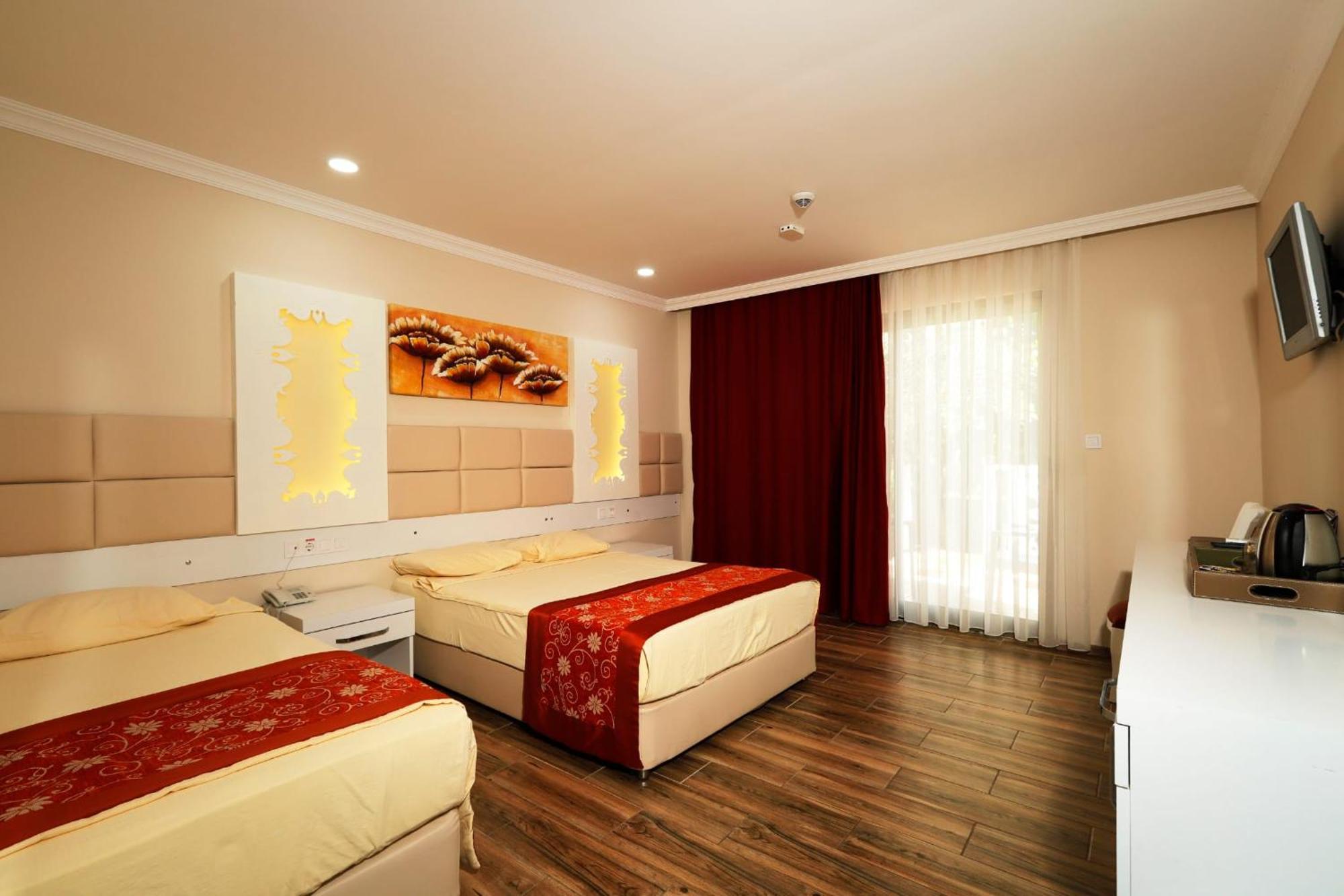Miramor Hotel & Spa 안탈리아 외부 사진 A room at the hotel