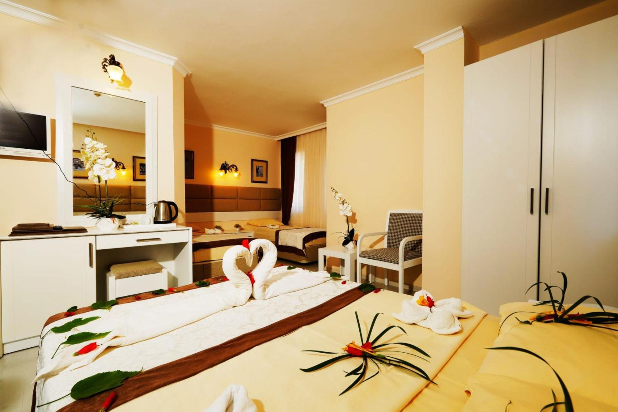 Miramor Hotel & Spa 안탈리아 외부 사진 A room at the hotel
