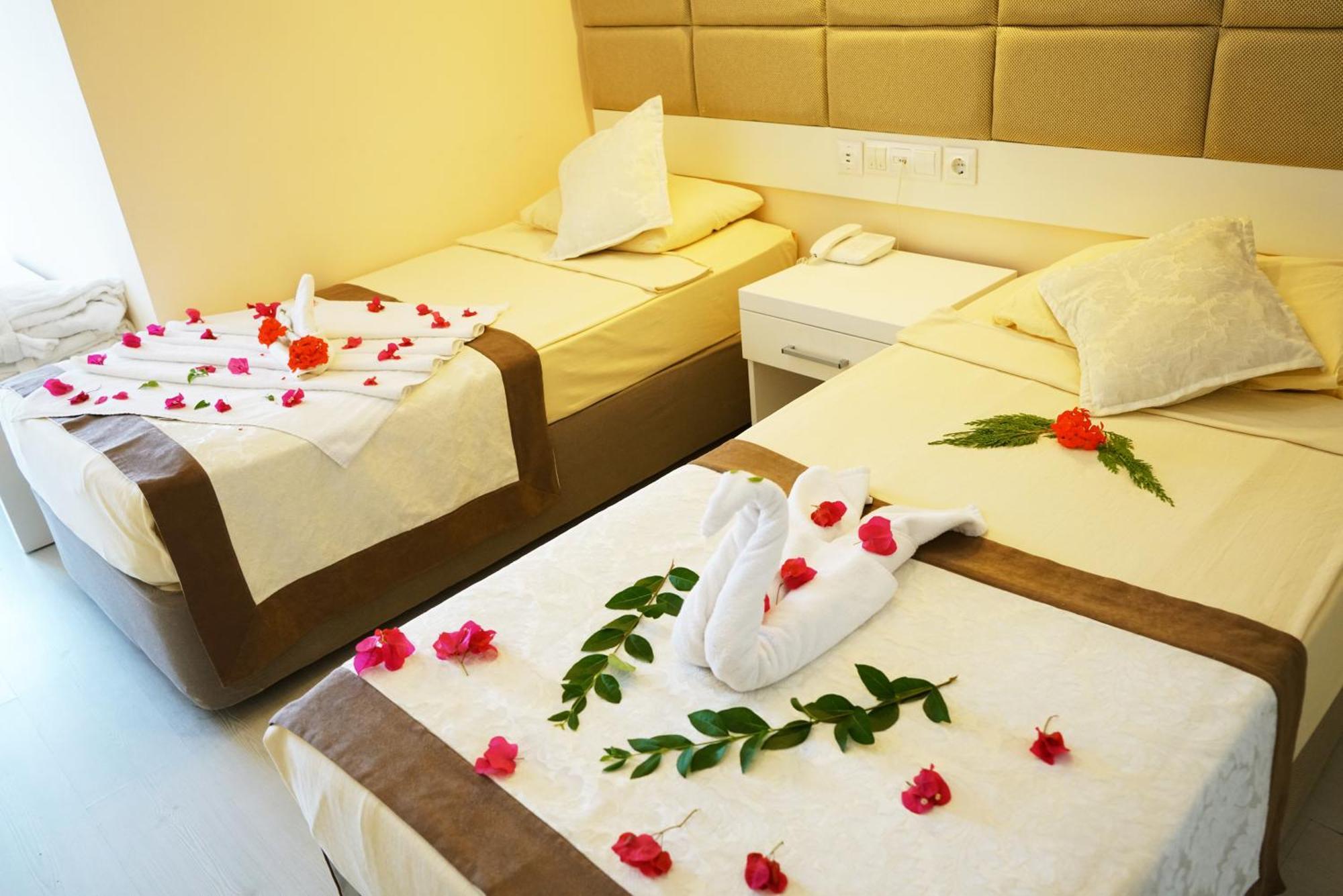 Miramor Hotel & Spa 안탈리아 외부 사진 A room at the hotel